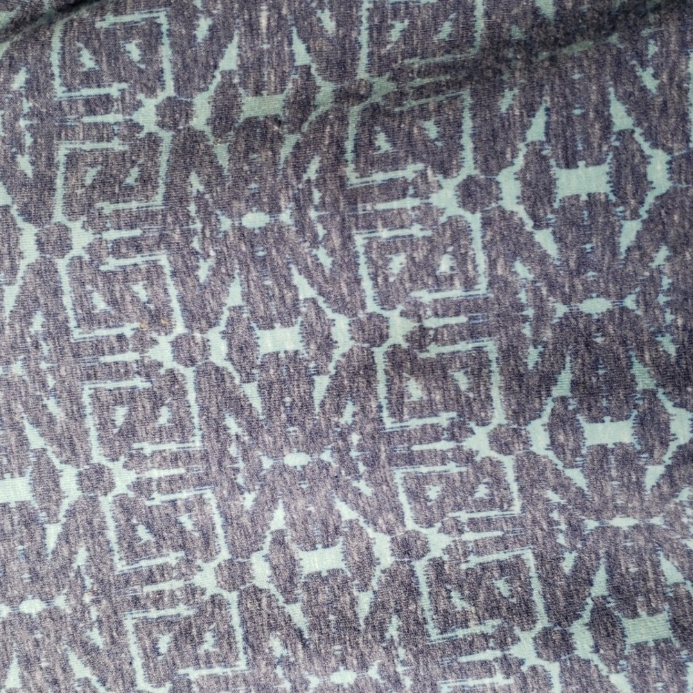 Lularoe Top Split Side Aztec Print Extra Small - image 7